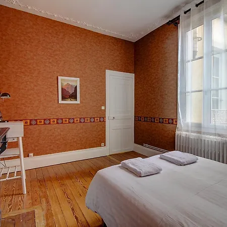 Apartamento La Maison Du Chapelier ★ Cosy & Clean ★ Dijon
